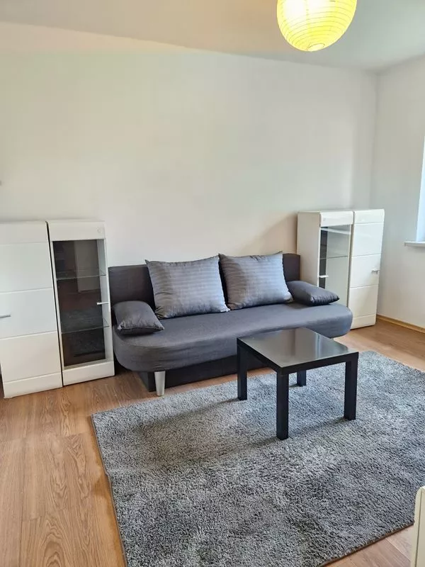 Gliwice 2 małe pokoje I piętro sprzedaż 33m2