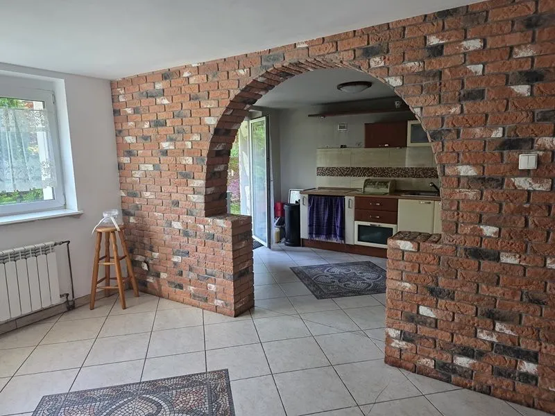 Smolnica wolnostojący na zgrabnej działce sprzedaż 170m2