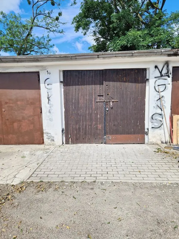 Gliwice garaż murowany 18 m z prądem sprzedaż 18m2